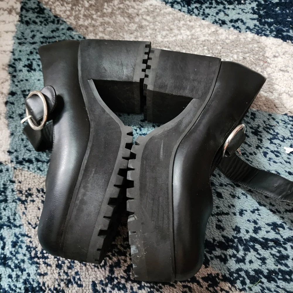 Current Mood Y2K size 9M platform Mary Janes sandals shoes Goth Punk